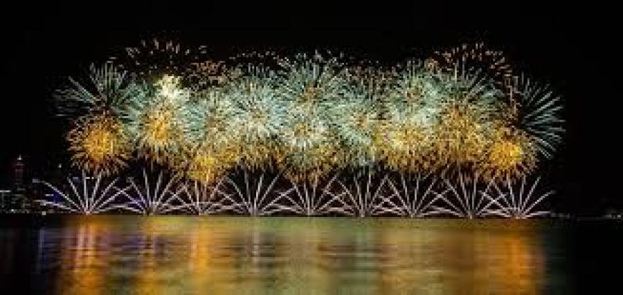 30-12-2019-fireworks.jpg